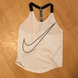 Nike tank